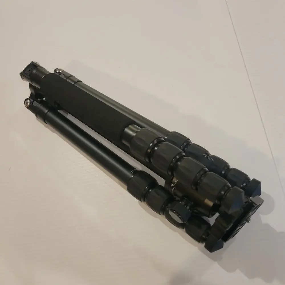 MeFOTO A2350Q2 GlobeTrotter Aluminum Travel Tripod with case